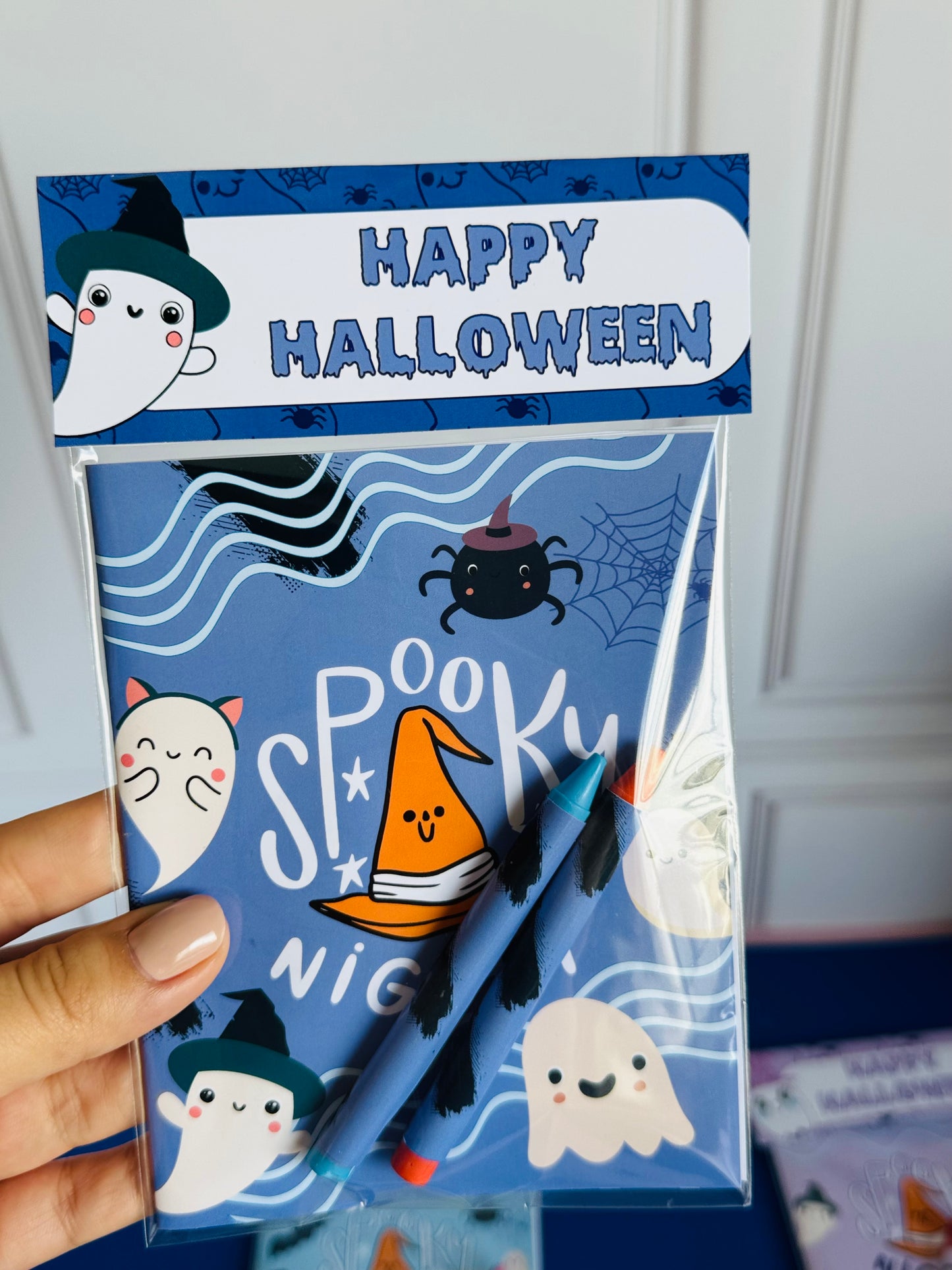 Activity Book Mini con 16 actividades y dibujos Halloween