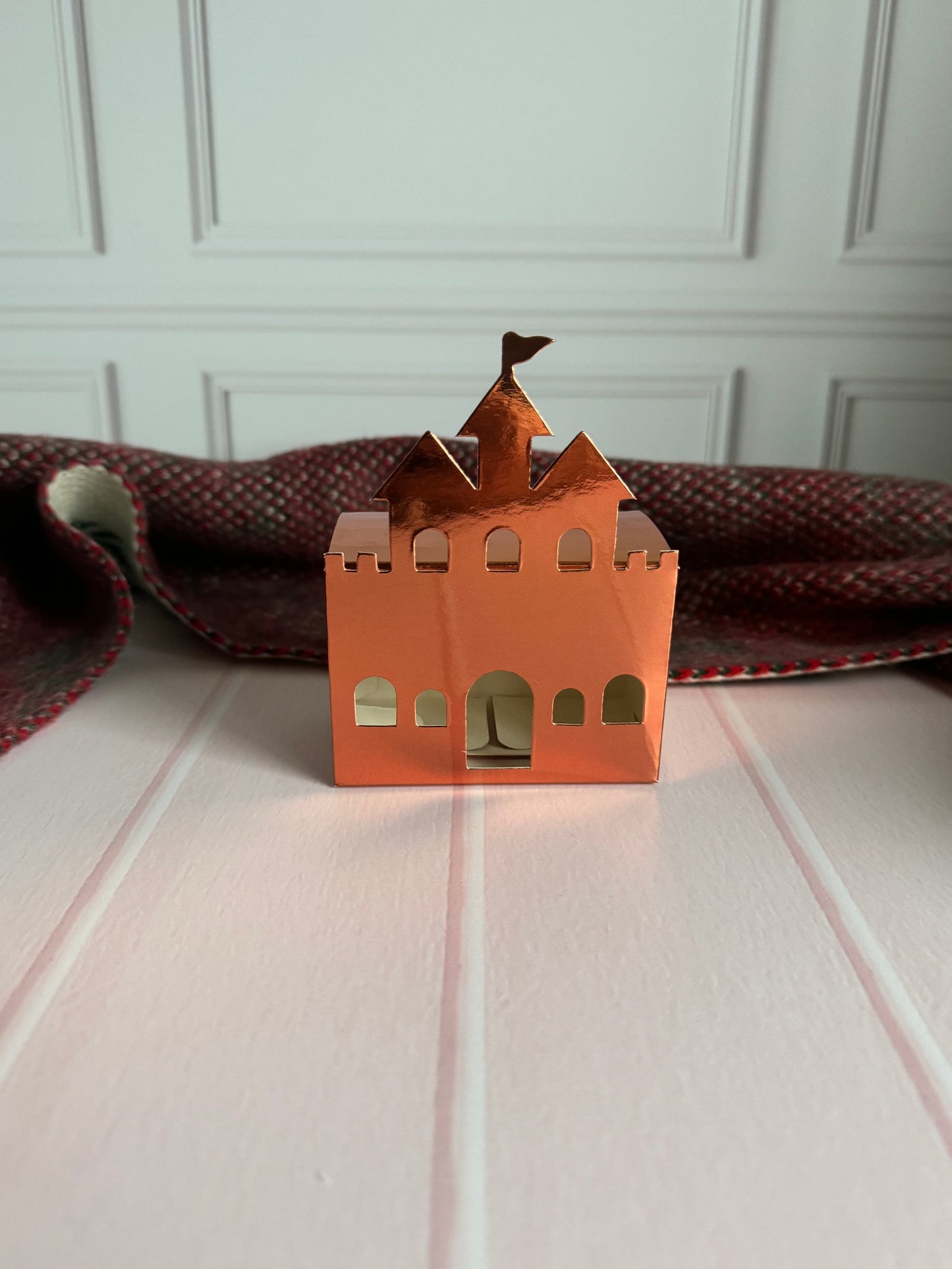 CASTLE BOX