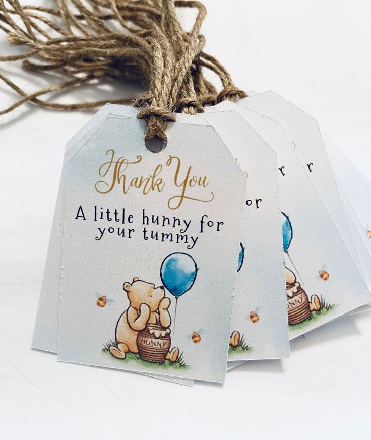 Cliparts 25 imagenes png y svg de Winnie the pooh, incluye abecedario, Ideal para personalizaciones en diseños de fiesta y caketoppers